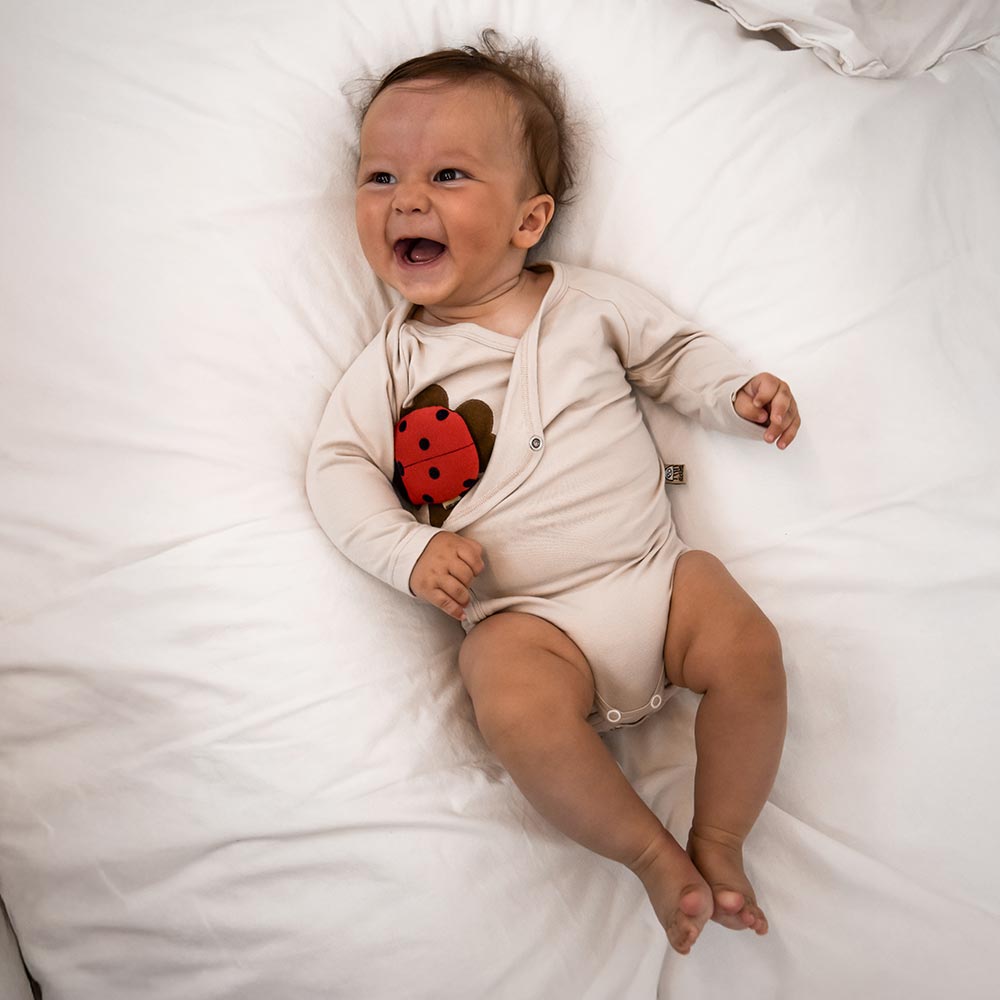 Wickelbody für MARY by sticklett – aus Bambus, mit passender Hose perfekt für MARY by sticklett geeignet