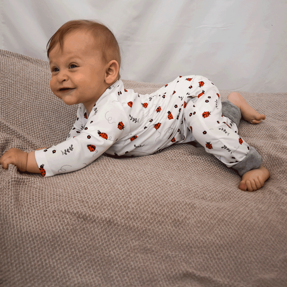 Wickel-Schlafanzug kompatibel mit Sensor & Wärmekissen – durchdacht & alltagstauglich und vor allem mitwachsend