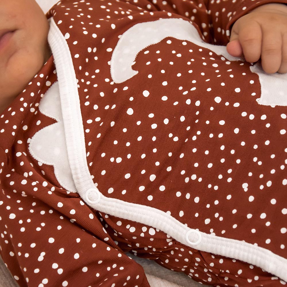 Wickel-Schlafanzug für Baby-Monitoring – kombinierbar mit MARY by sticklett