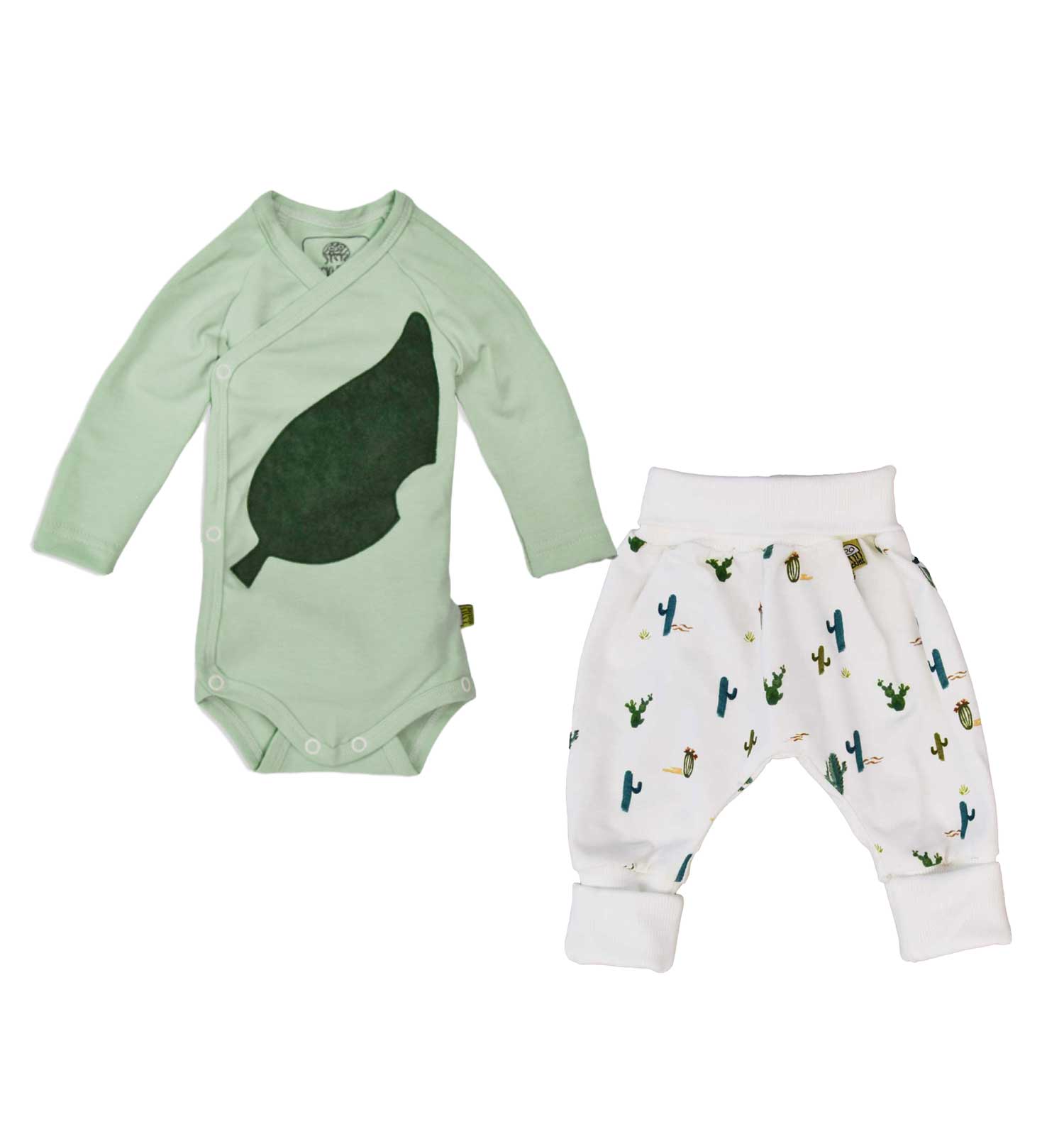Babyset mit Wickelbody und flexibler Hose – geeignet für MARY by sticklett in modernen farben und mit den trendmnotiv kaktuss und blatt