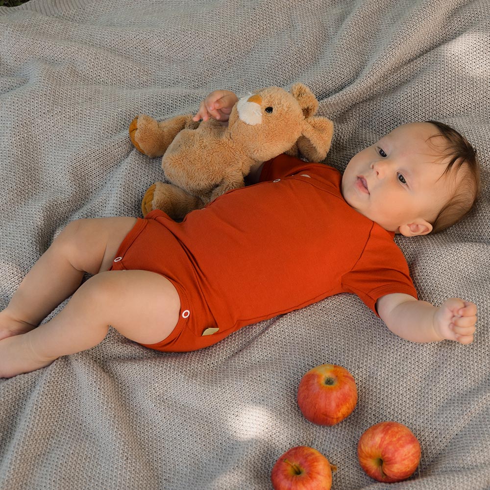 Baby-Wickelbody für jede Jahreszeit – bequem & vielseitig kombinierbar