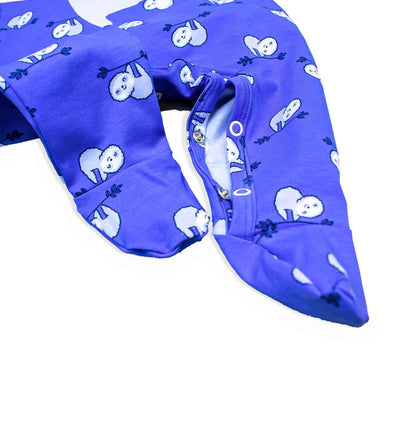 Baby-Strampler in royalblau mit Faultieren | sticklett Online Store.