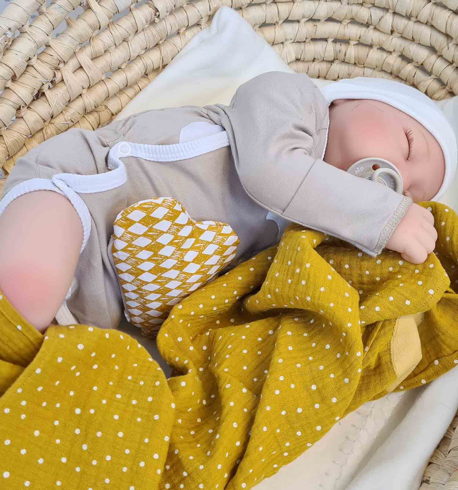 Baby Body mit Ärmel, in Beige mit Wärmekissen