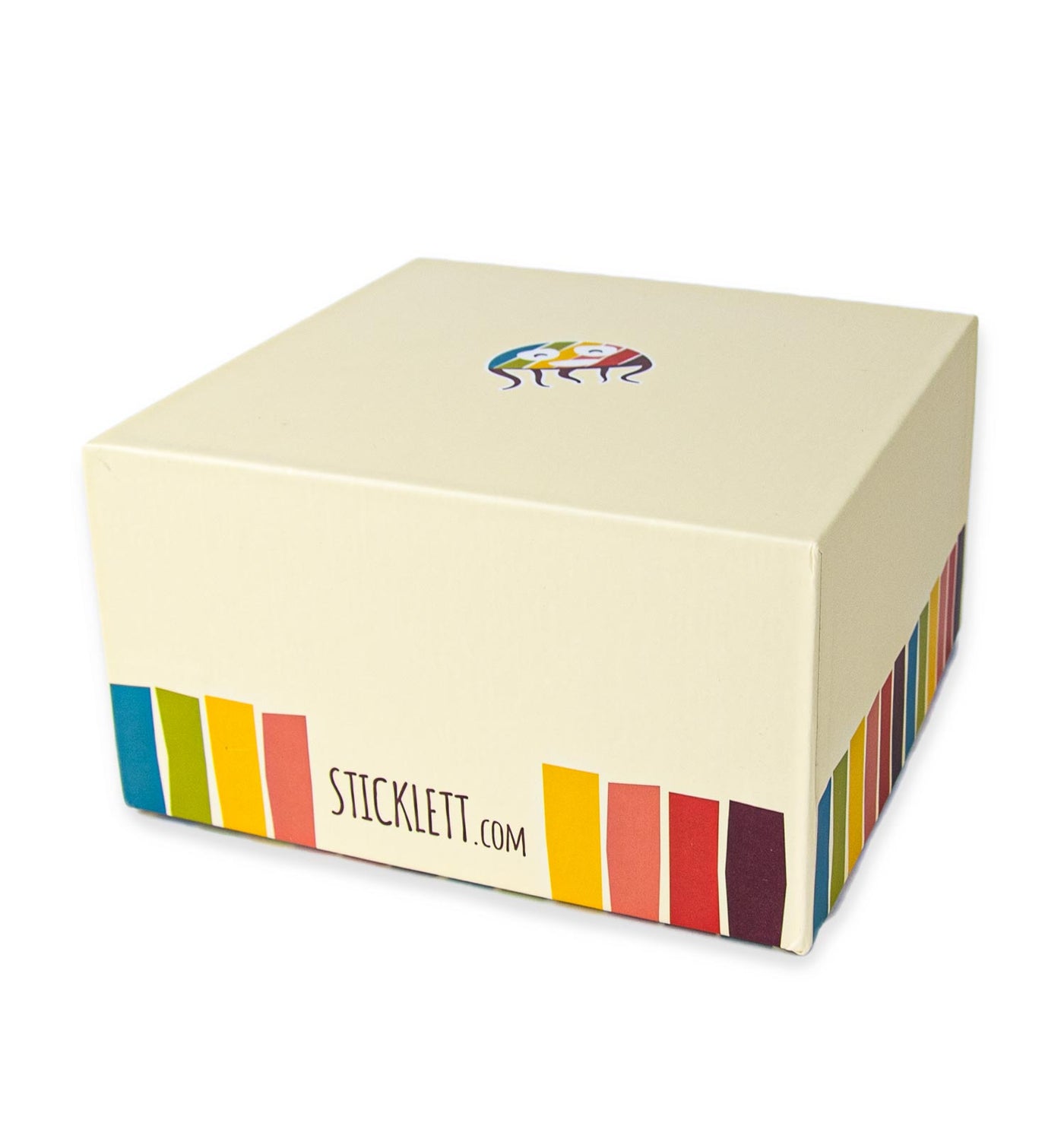 Geschenkbox aus hochwertiger Feinkartonage mit personalisierbarer Grußkarte | sticklett Online Store.