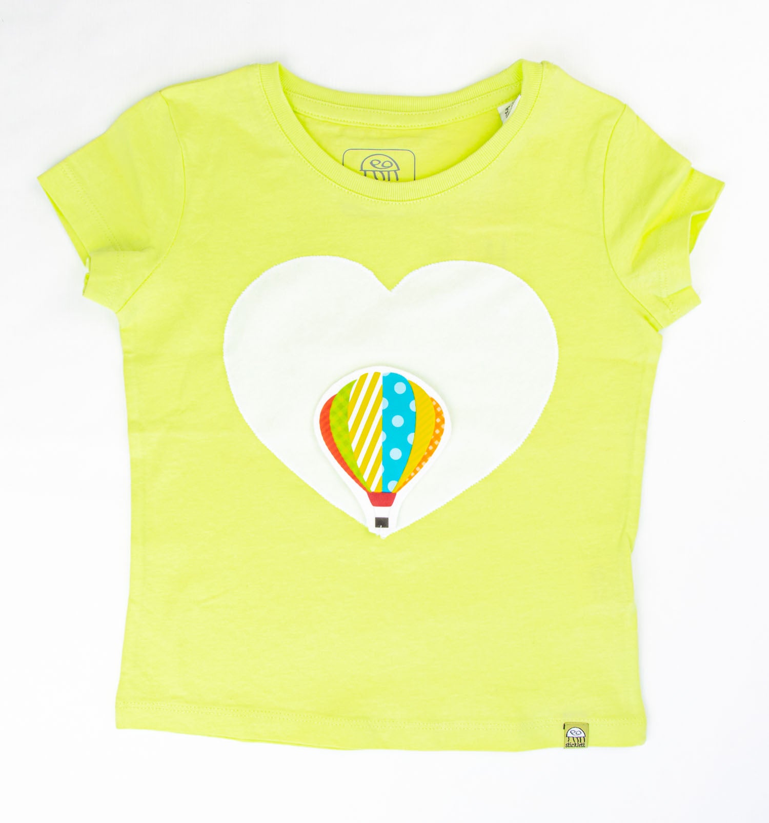 T-Shirt in lime mit Herz kurzarm | sticklett Online Store.