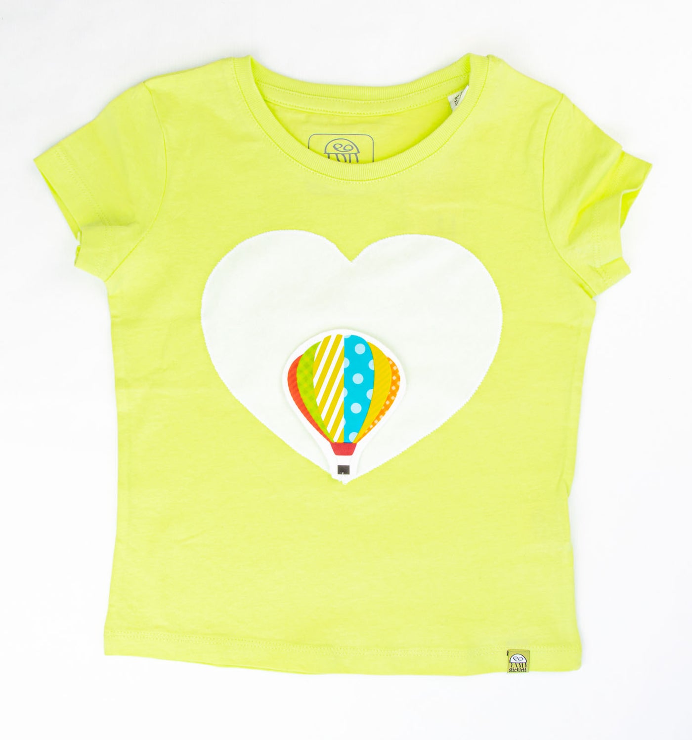 T-Shirt in lime mit Herz kurzarm | sticklett Online Store.